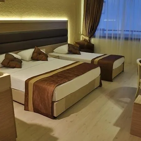 Dora Hotel